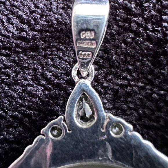 Oval pendant with green drusy & peridot set in sterling silver - Picture 9 of 9